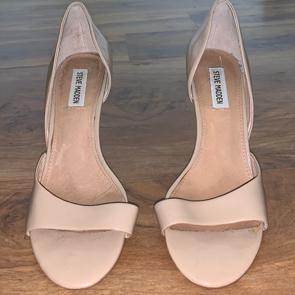 Beige Steve Madden heels